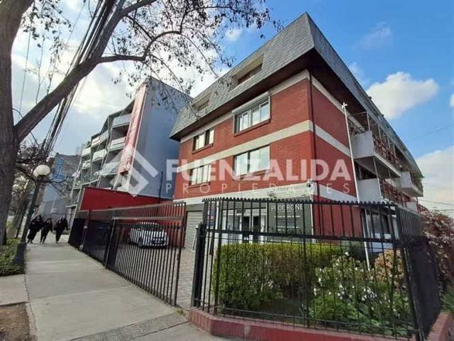 LOCAL COMERCIAL Av. Santa Isabel