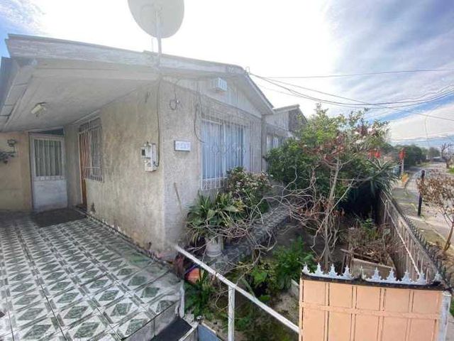 VENDO CASA 4 dormitorios (113722)