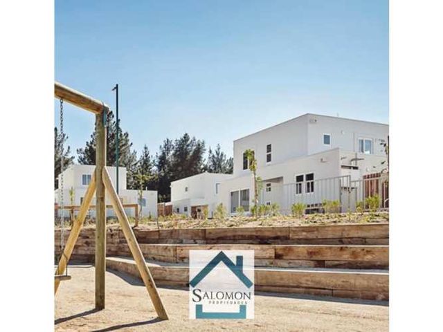 CONDOMINIO LOS ALERCES - CURAUMA - 5D 4B 2E