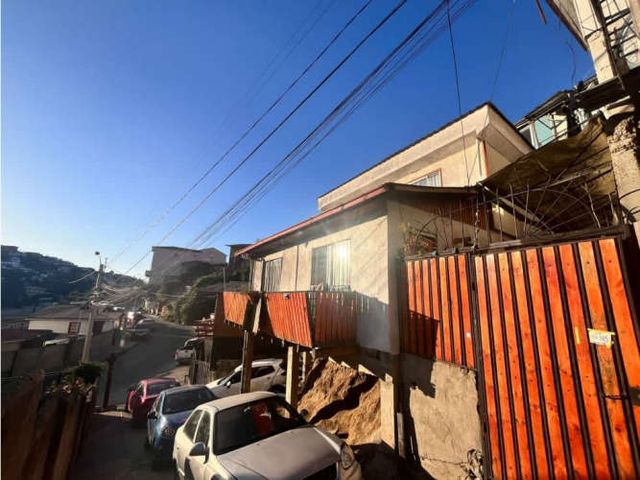 CASA SUBIDA SANTA ELENA, EX FABRICA COSTA, VALPARAÍSO