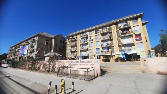 CONDOMINIO GUILLERMO WHEELWRIGHT VALOR ARRIENDO: $370.000.- incluye Gastos Comunes.