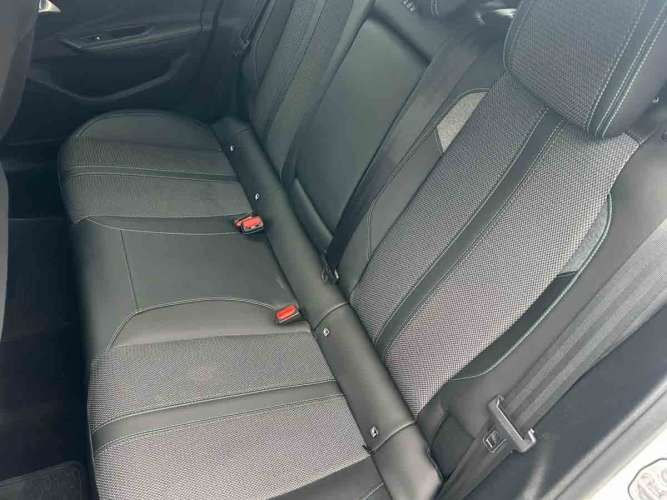 Peugeot  Allure Puretech 130 Mt