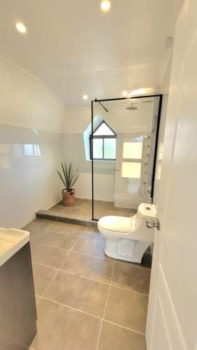 Vendo espectacular casa remodelada en un Huertos Familiares