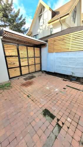 Vendo espectacular casa remodelada en un Huertos Familiares