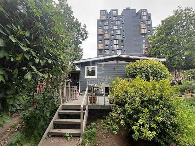 Céntrico sitio de esquina con casa en Puerto Montt.