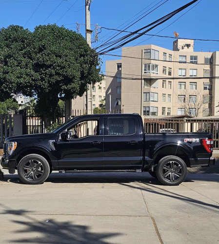 Ford F-150 Lariat Sport