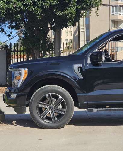 Ford F-150 Lariat Sport
