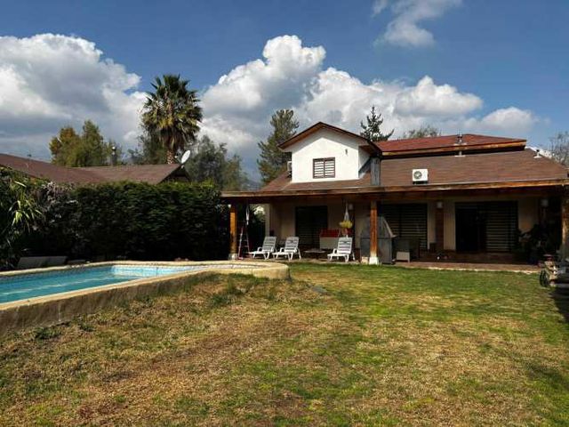 Se Vende Hermosa Casa en Condominio Loteo Las Vizcachas, Puente Alto