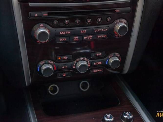 Nissan Pathfinder Exclusive 3.5 2016