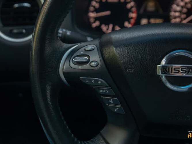 Nissan Pathfinder Exclusive 3.5 2016