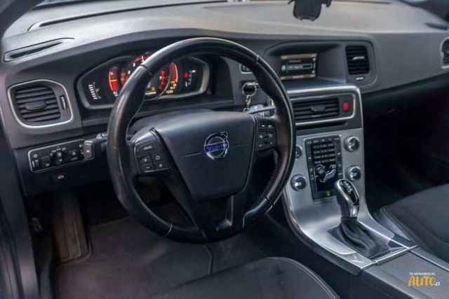 Volvo S60 1.5 T3 Comfort Powershift 2017