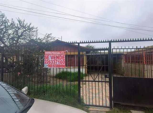 CASA En Venta Propiedad de 200m2 con Casa de 1 Piso. Sector Aguas Tranquilas