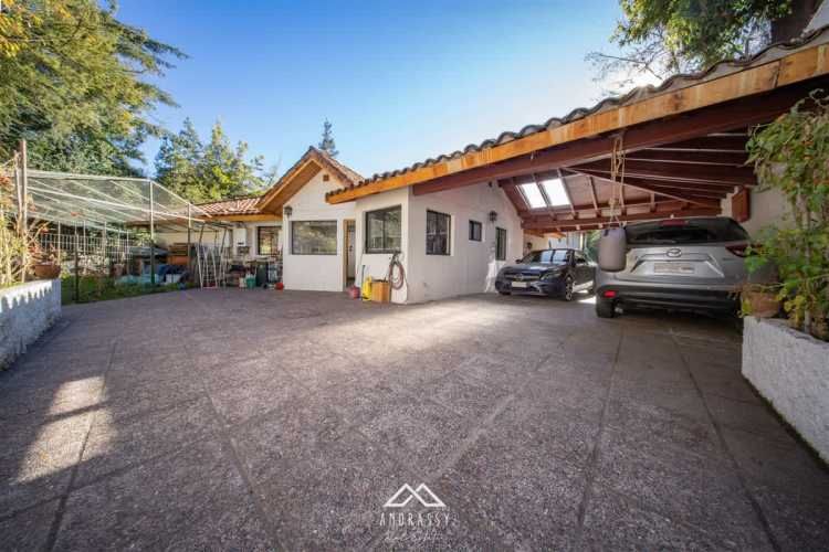 CASA Av. La Quebrada