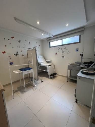 ARRIENDA CENTRO MÉDICO - 9 PRIVADOS - HUECHURABA