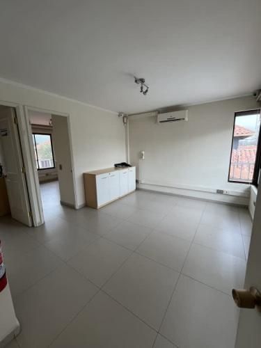 ARRIENDA CENTRO MÉDICO - 9 PRIVADOS - HUECHURABA