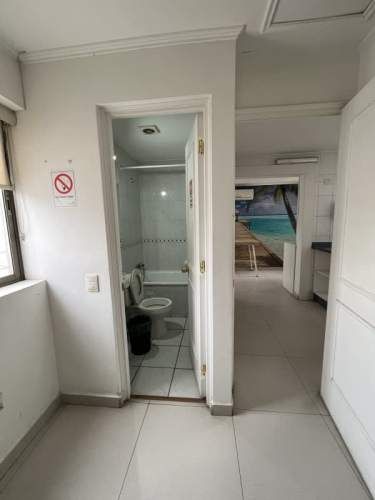 ARRIENDA CENTRO MÉDICO - 9 PRIVADOS - HUECHURABA