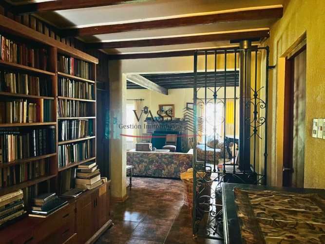 VASS vende campo de 10 Ha con 3 casas en Melipilla