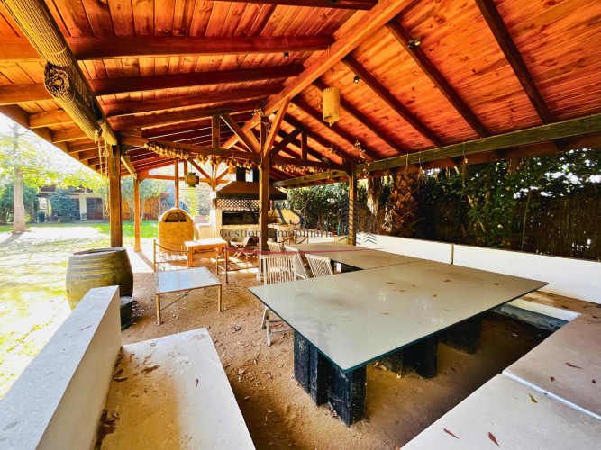 VASS vende campo de 10 Ha con 3 casas en Melipilla