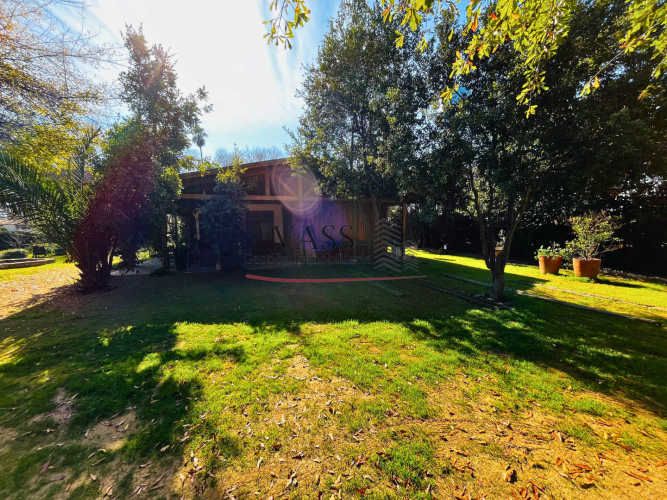 VASS vende campo de 10 Ha con 3 casas en Melipilla