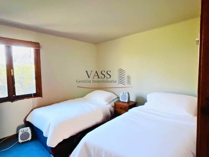 VASS vende campo de 10 Ha con 3 casas en Melipilla