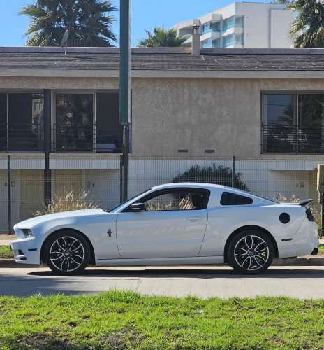 Ford MUSTANG COUPE 3.6L V6 2014 