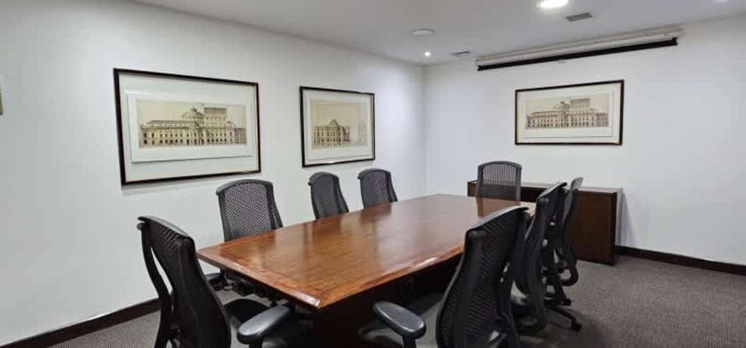 Oficina EDIFICIO ÓPERA