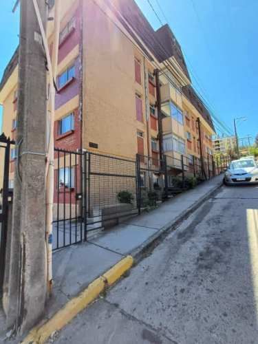 DEPARTAMENTO TERCER PISO SECTOR LA PLANCHADA VALPARAISO