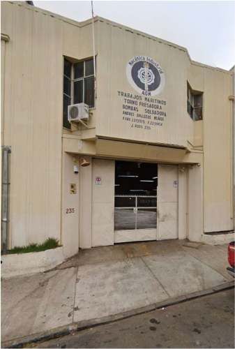 INDUSTRIAL Juana Ross con Independencia