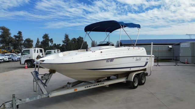 LANCHA DEPORTIVA DE BAHIA DANNER BEER CONTRUIDA EN EEUU AÑO 2001