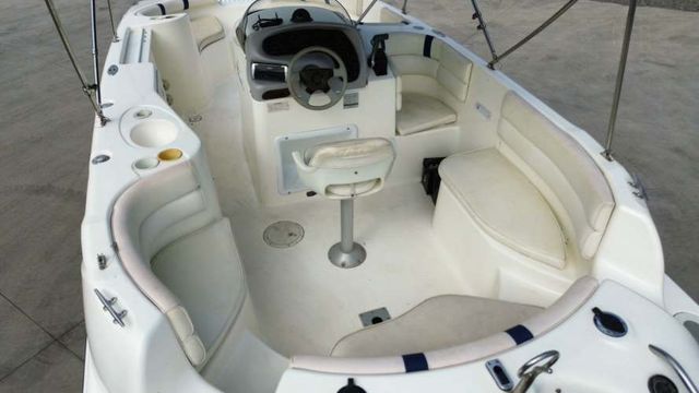 LANCHA DEPORTIVA DE BAHIA DANNER BEER CONTRUIDA EN EEUU AÑO 2001