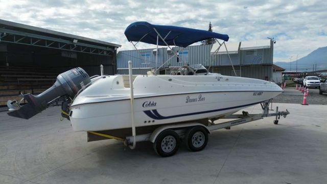 LANCHA DEPORTIVA DE BAHIA DANNER BEER CONTRUIDA EN EEUU AÑO 2001