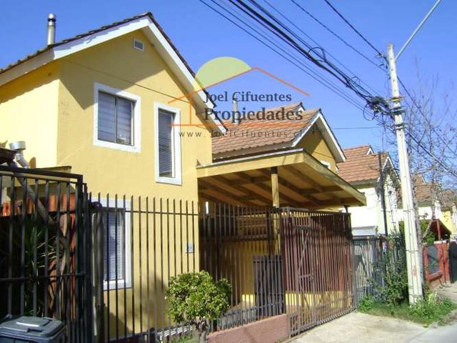 Casa individual, 3 dorm., 2 baños, sector Los Torreones.