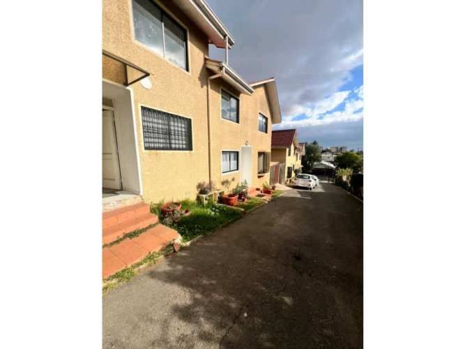 VILLAALEMANA. CASA CENTRAL