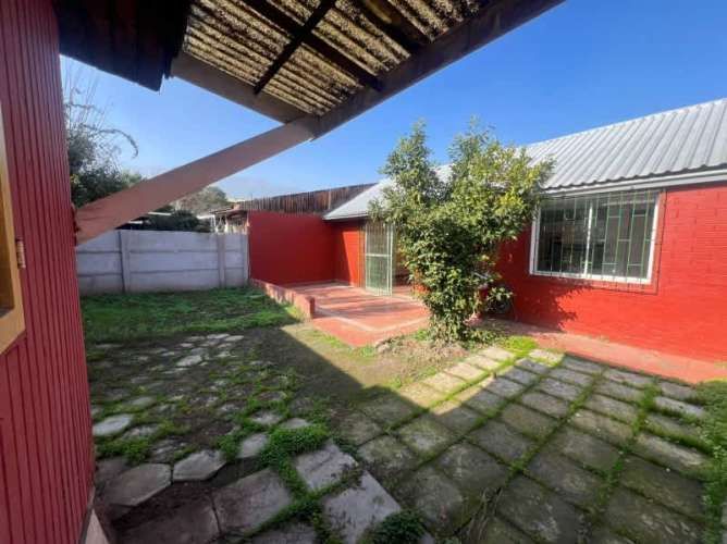 Casa WALKER MARTÍNEZ