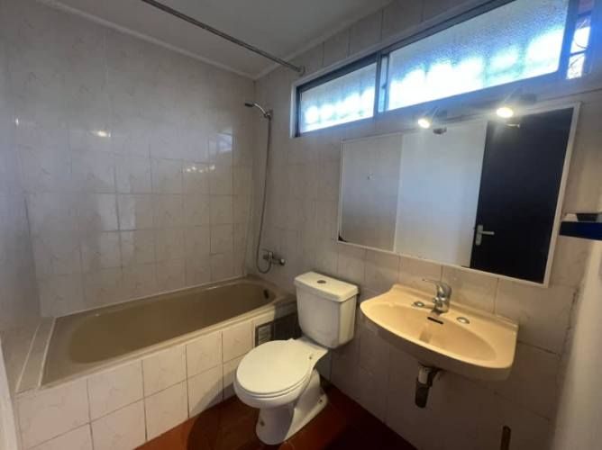 Casa WALKER MARTÍNEZ