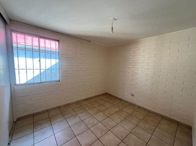 Casa WALKER MARTÍNEZ