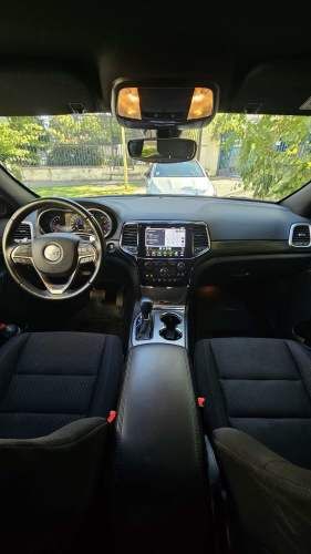 Jeep Grand Cherokee Laredo 4x4 2022