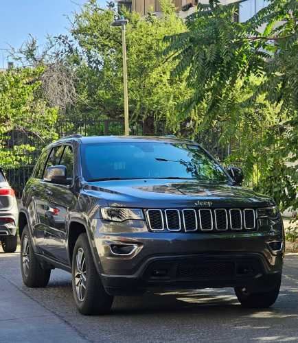 Jeep Grand Cherokee Laredo 4x4 2022