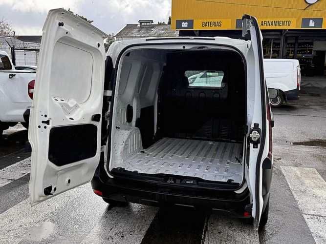 RENAULT EXPRESS 2023