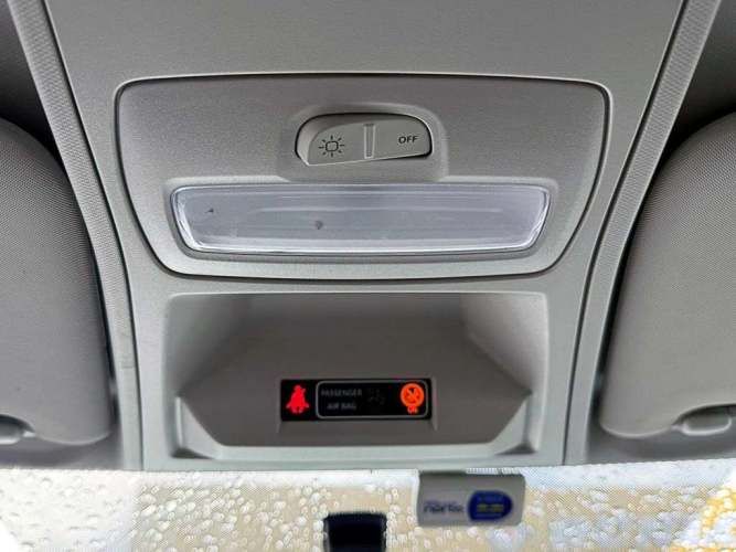 RENAULT EXPRESS 2023