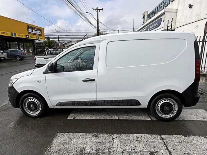 RENAULT EXPRESS 2023