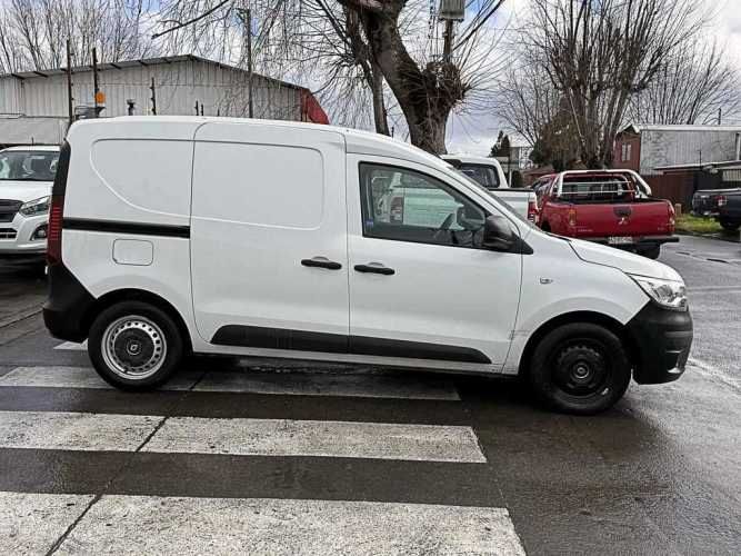 RENAULT EXPRESS 2023