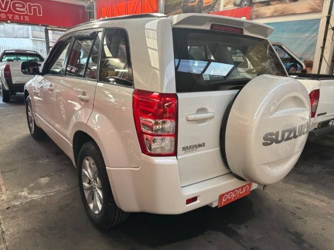 SUZUKI GRAND NOMADE 2017 4X2 FULL