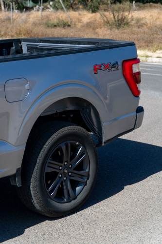 Ford F-150 Lariat Sport 2024 