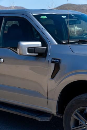 Ford F-150 Lariat Sport 2024 