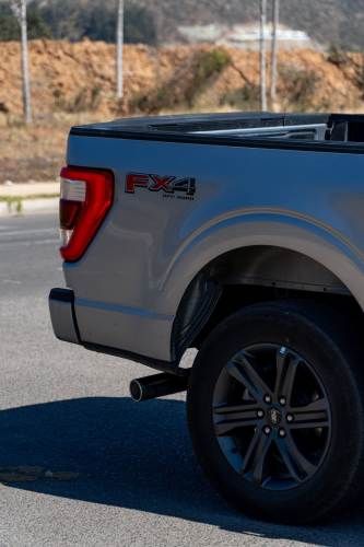 Ford F-150 Lariat Sport 2024 