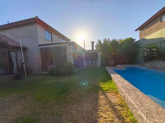 4 DORMITORIOS EN EL REMANSO DE CHICUREO