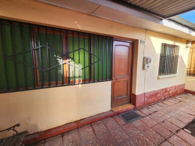 CASA EN VENTA! SECTOR NORTE PSJE PUEBLO NUEVO 109 M2 3D 1B