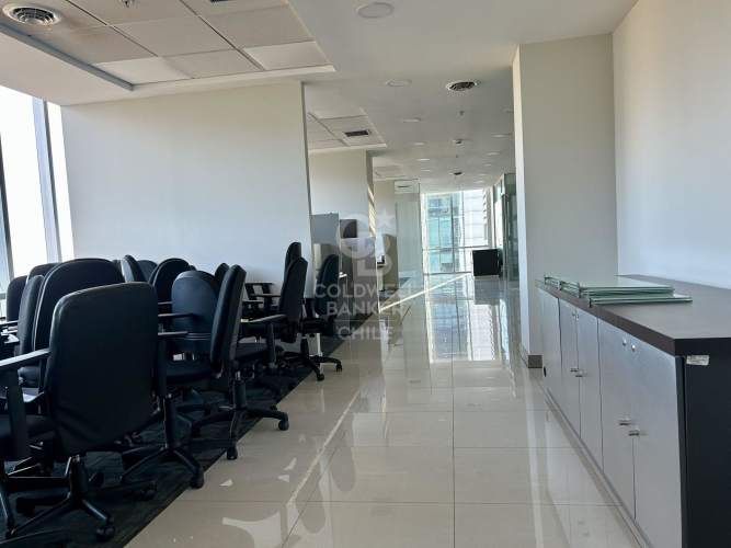 Oficina Cerro Colorado, Las Condes