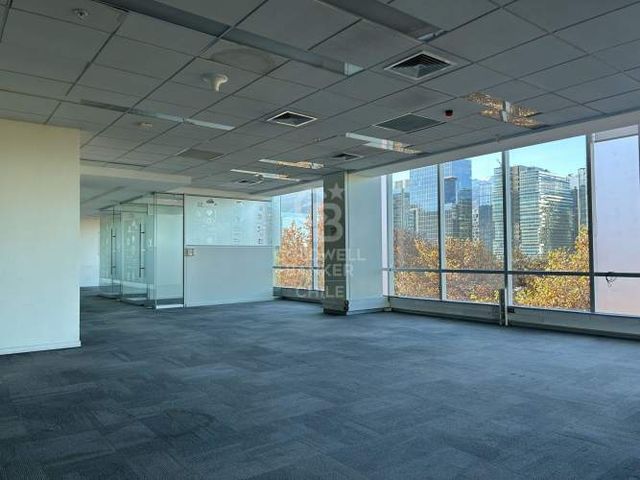 Oficina Cerro Colorado, Las Condes